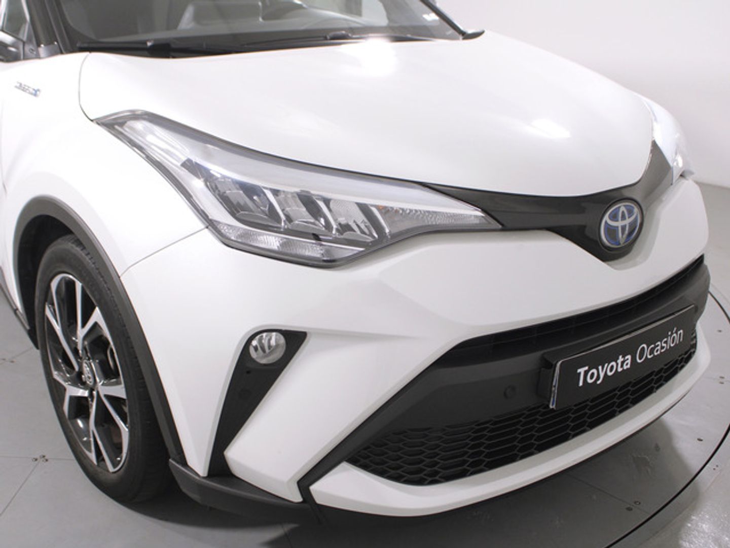 Toyota C-HR 1.8 125H Advance 90 kW (122 CV)