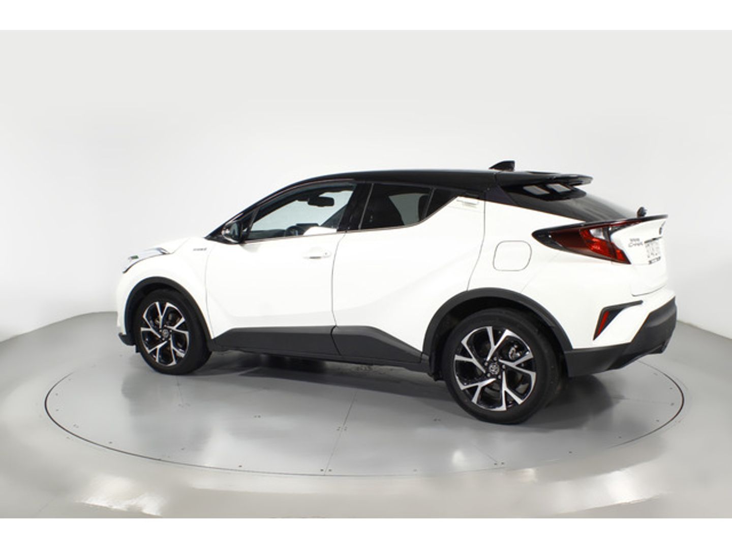 Toyota C-HR 1.8 125H Advance 90 kW (122 CV)