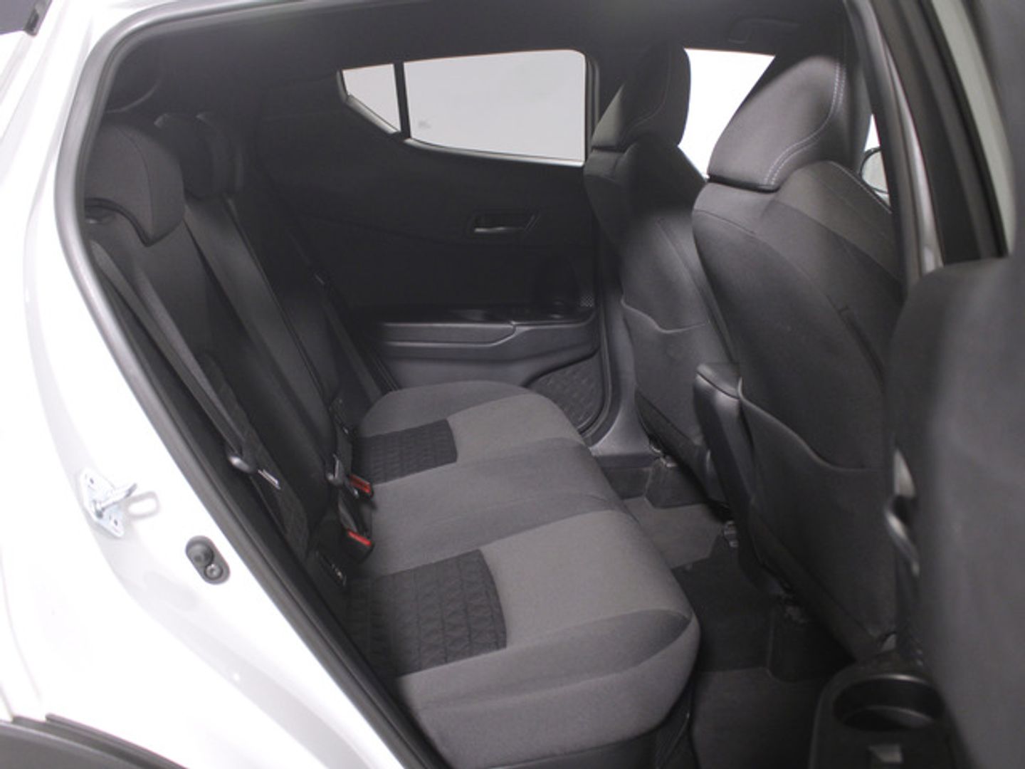 Toyota C-HR 1.8 125H Advance 90 kW (122 CV)