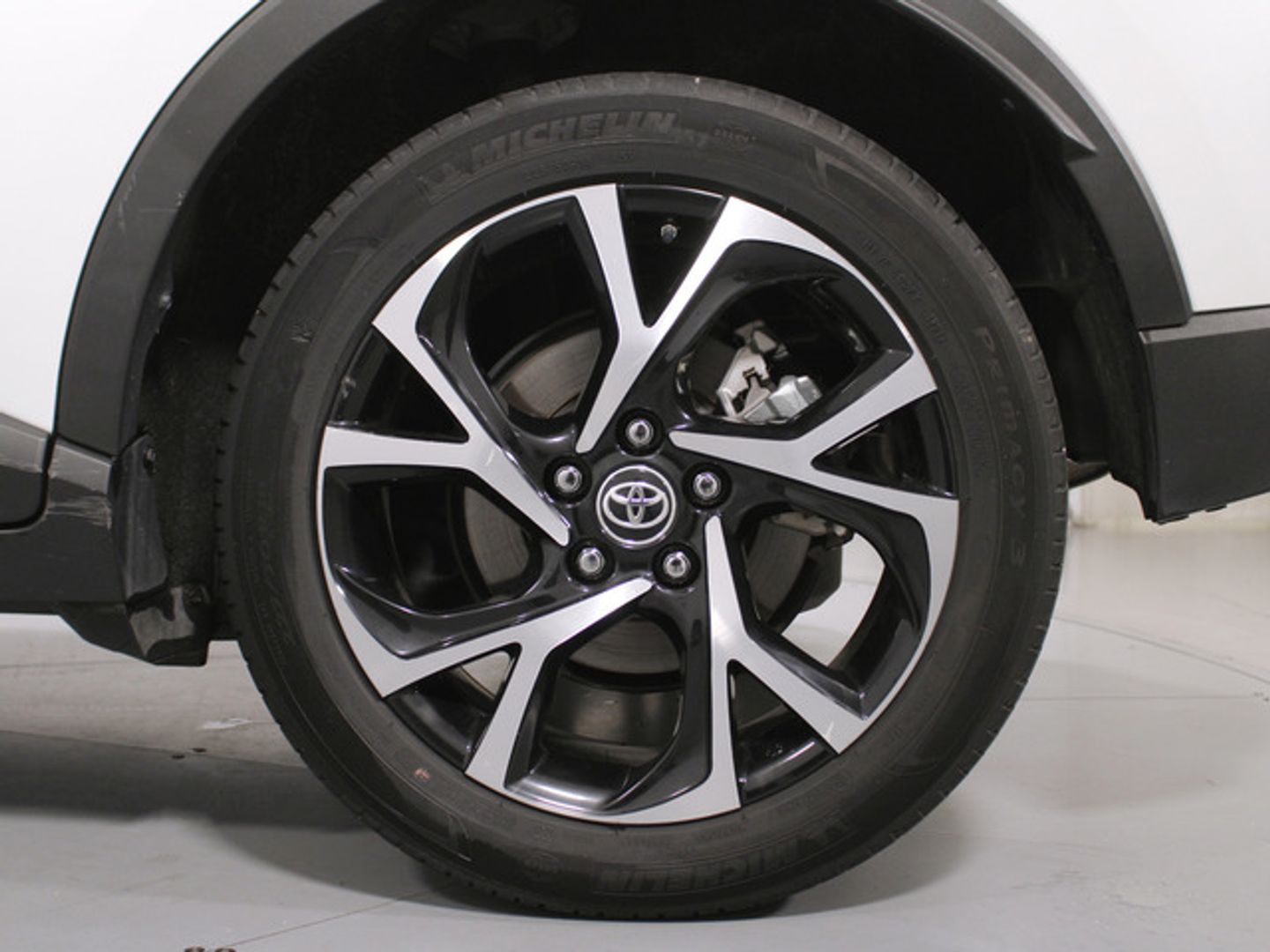 Toyota C-HR 1.8 125H Advance 90 kW (122 CV)