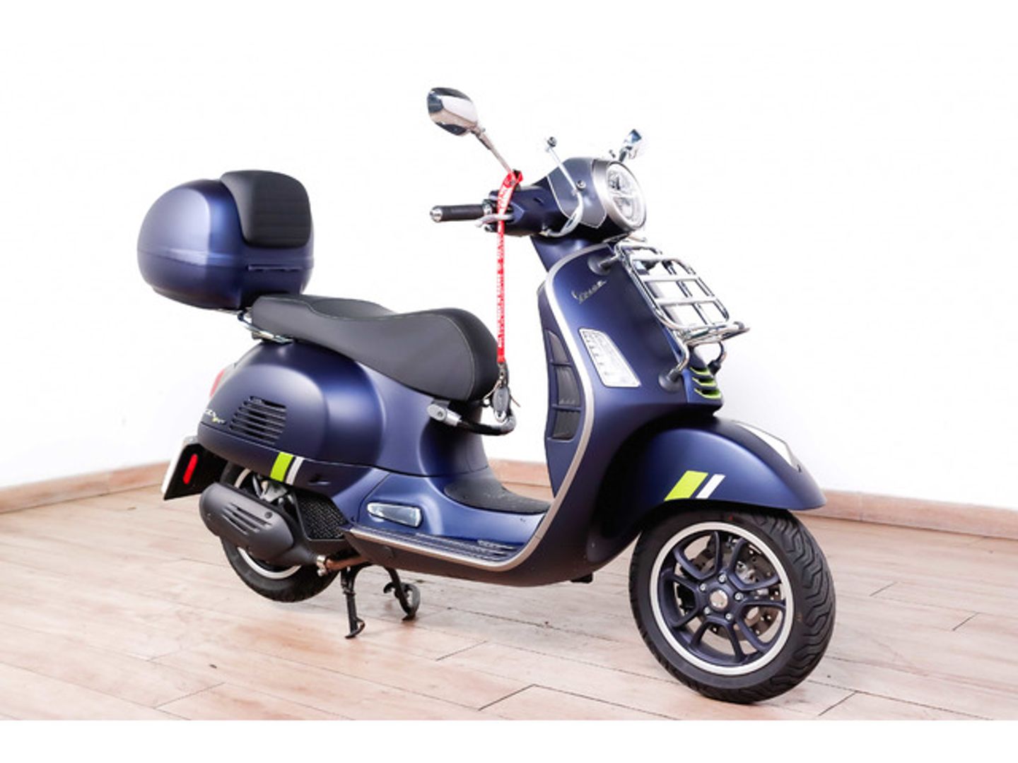 Vespa GTS 125
