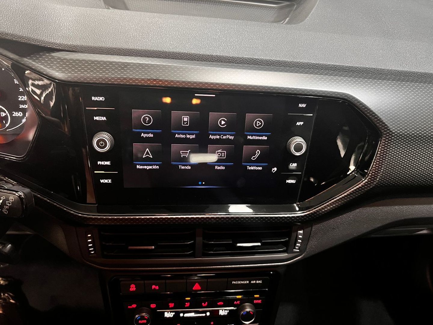 Volkswagen T-Cross Advance 1.0 TSI 70 kW (95 CV)