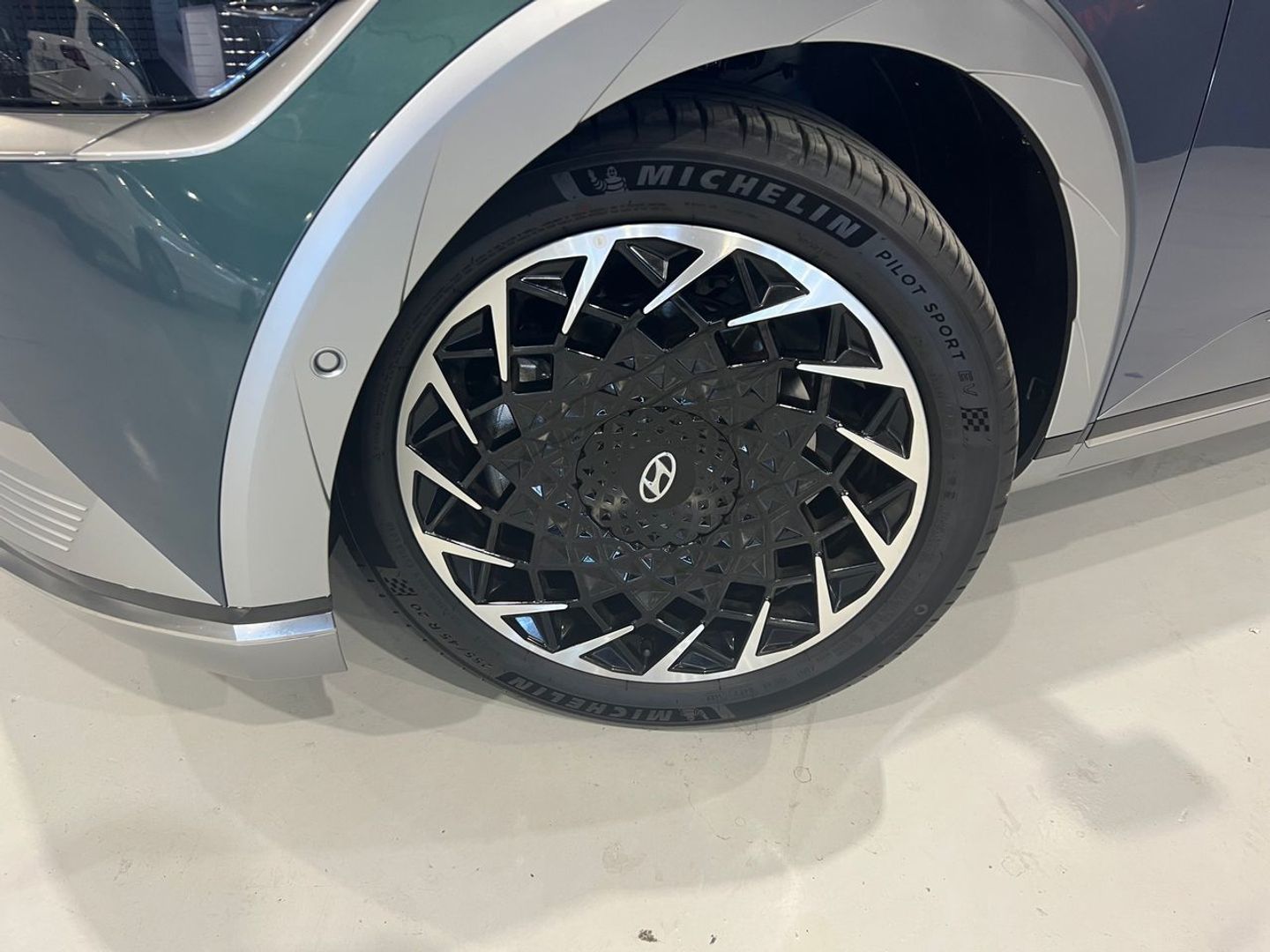 Hyundai Ioniq 5 77KWH Energy RWD 168 kW (229 CV)