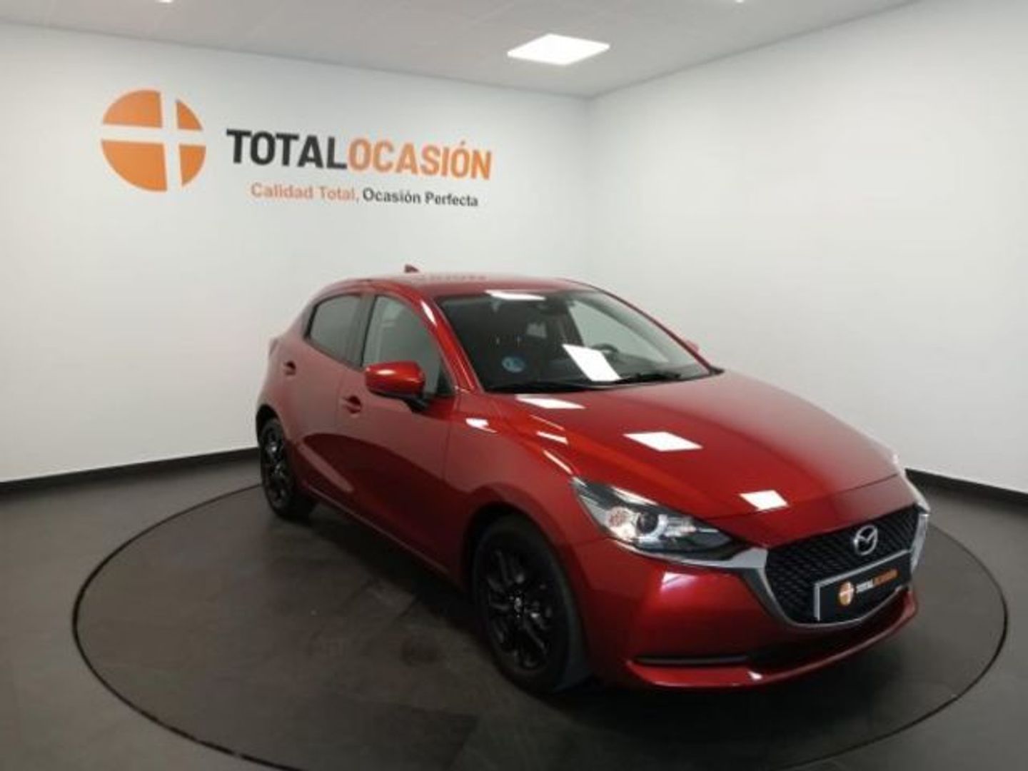 Mazda Mazda 2 1.5 GE Black Tech Edition 66 kW (90 CV) Rojo Compact