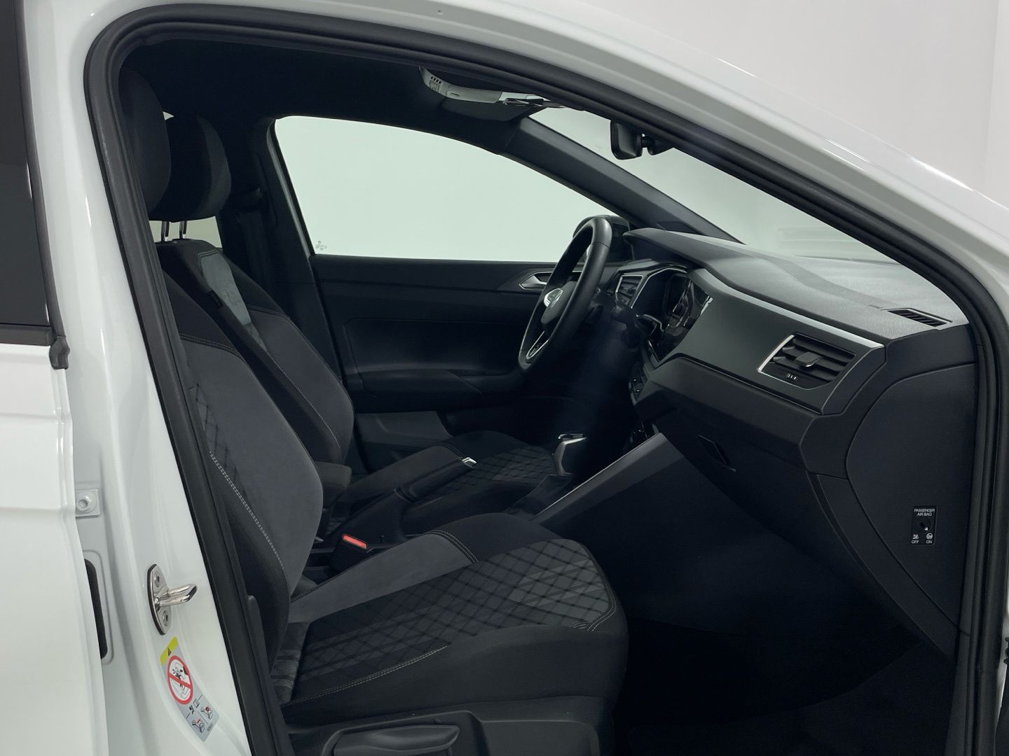 Volkswagen Taigo R-Line 1.0 TSI 85 kW (115 CV) DSG