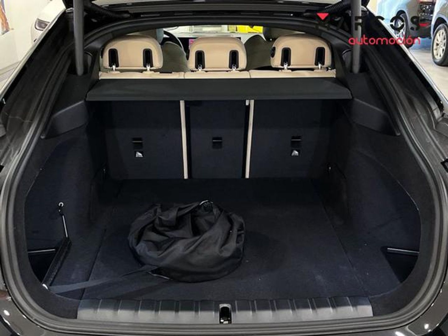 BMW i4 eDrive40 250 kW (340 CV)
