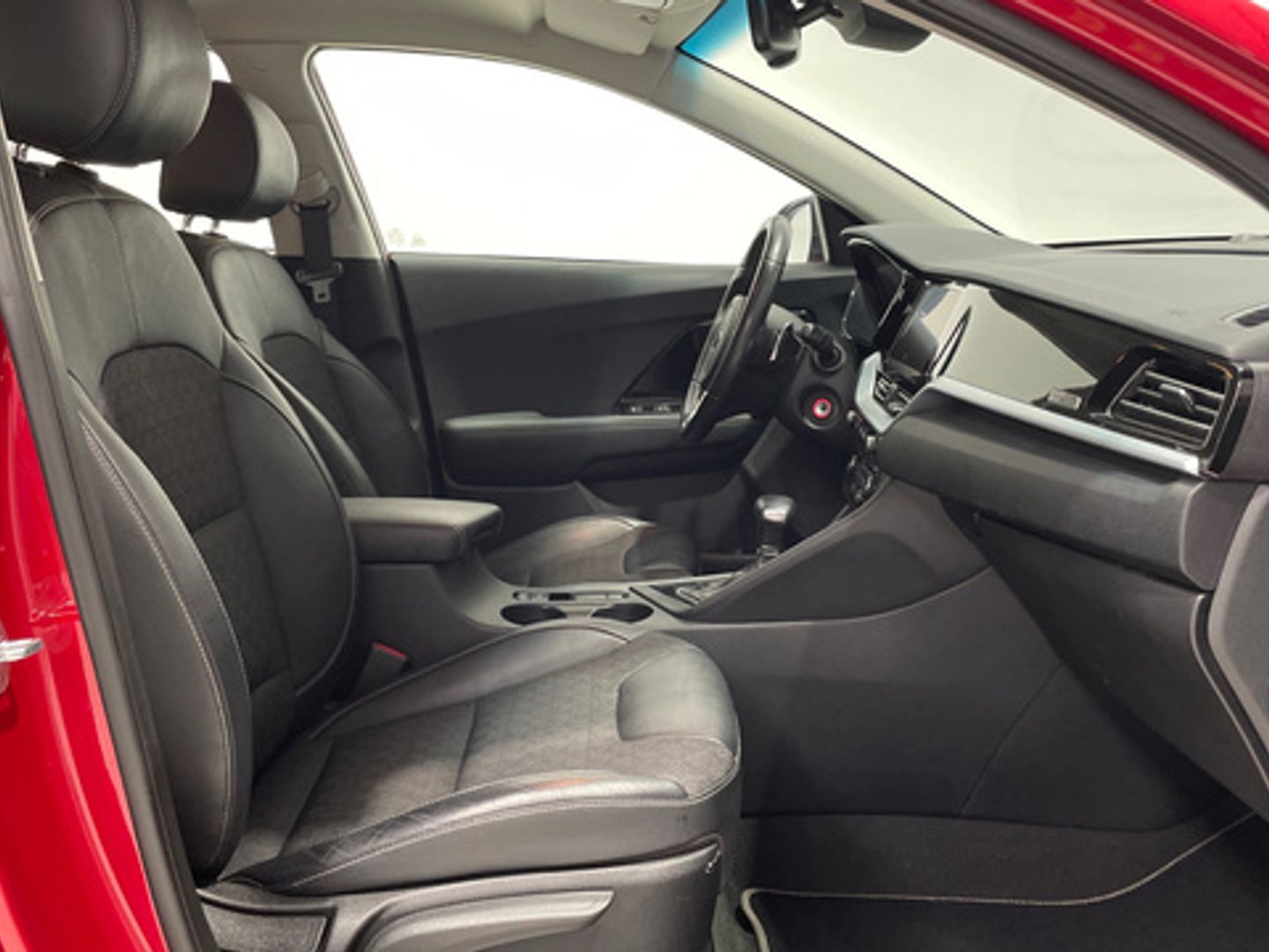 Kia Niro 1.6 GDi HEV Híbrido Drive 104 kW (141 CV)