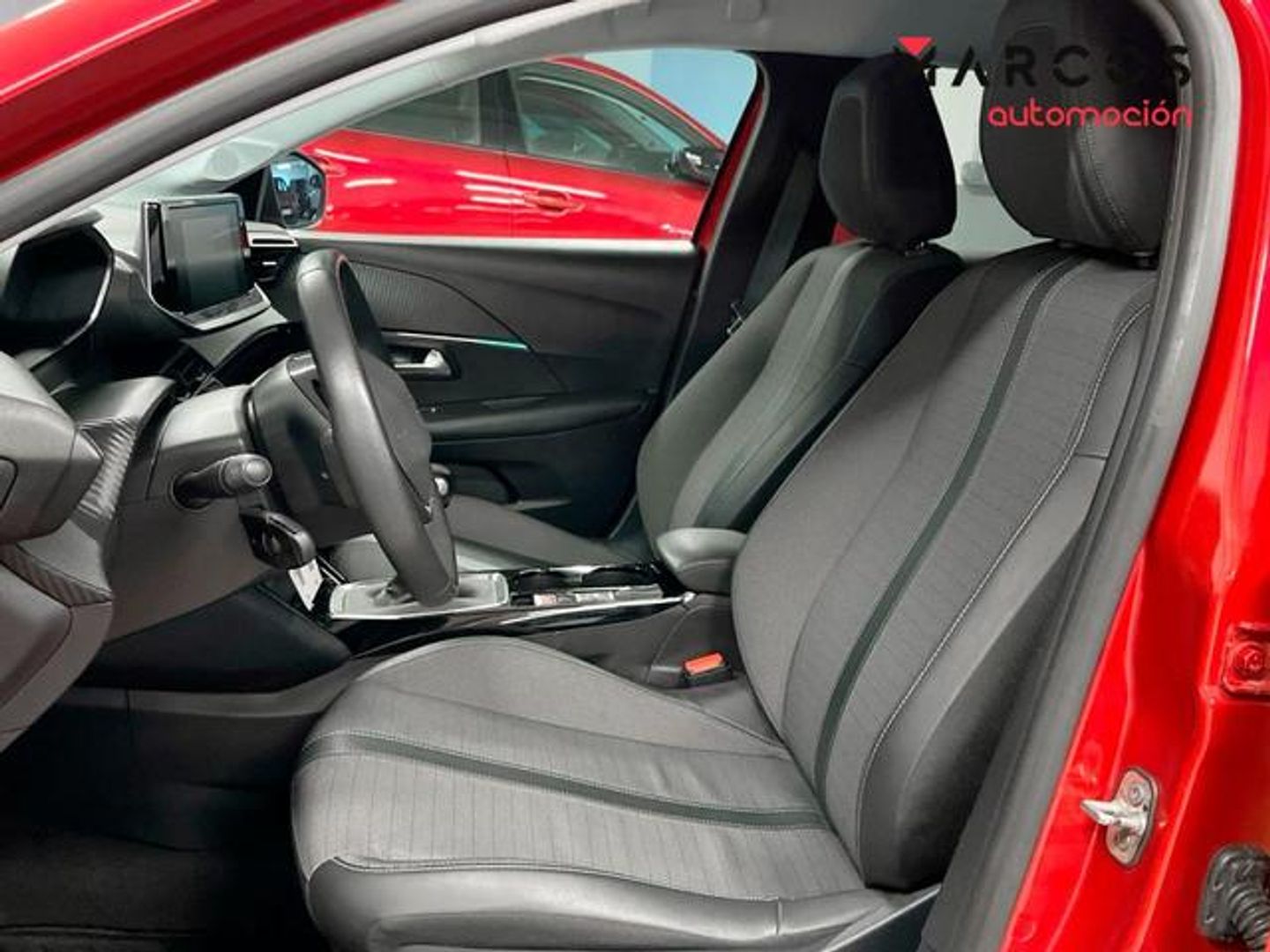 Peugeot 208 PureTech 100 Allure 75 kW (100 CV)