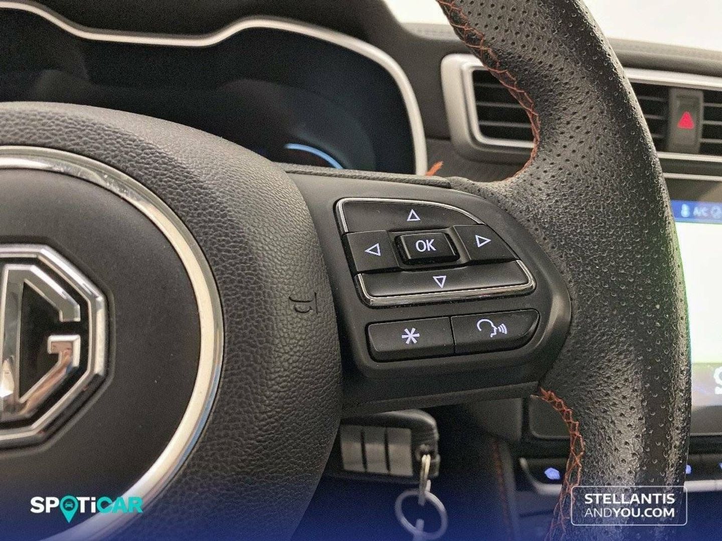 MG ZS 1.5 Luxury 78 kW (106 CV)