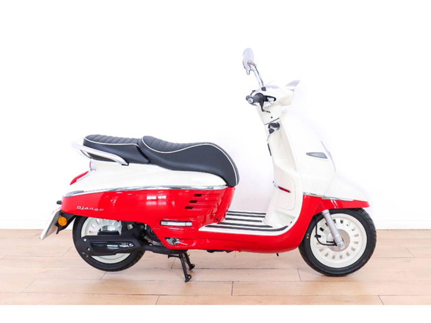 Peugeot Django 50 Blanco Motorcycle