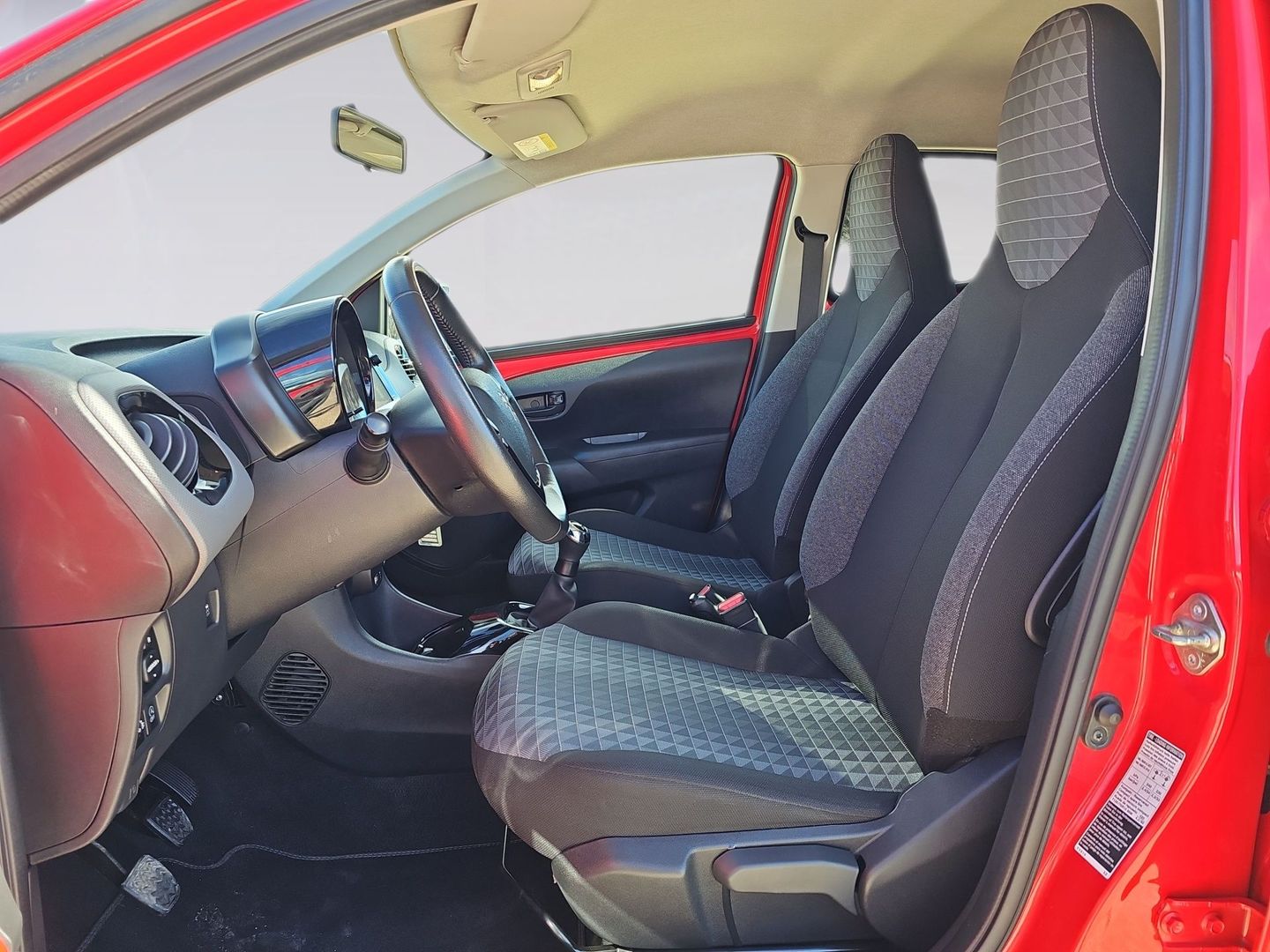 Peugeot 108 1.0 VTi Active 53 kW (72 CV)