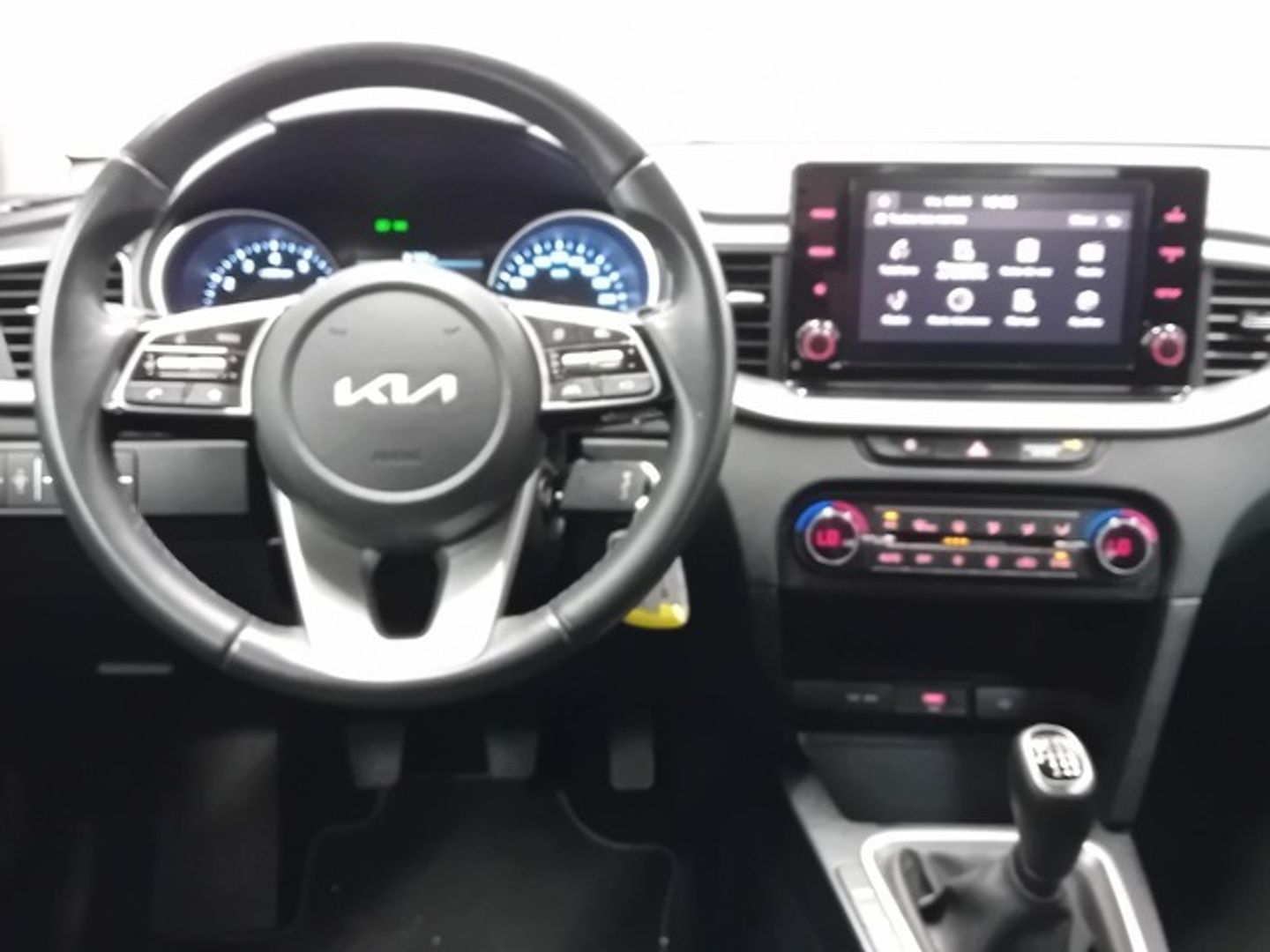 Kia Ceed 1.0 T-GDI Drive 74 kW (100 CV)