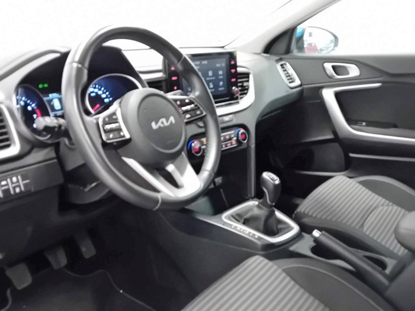 Kia Ceed 1.0 T-GDI Drive 74 kW (100 CV)
