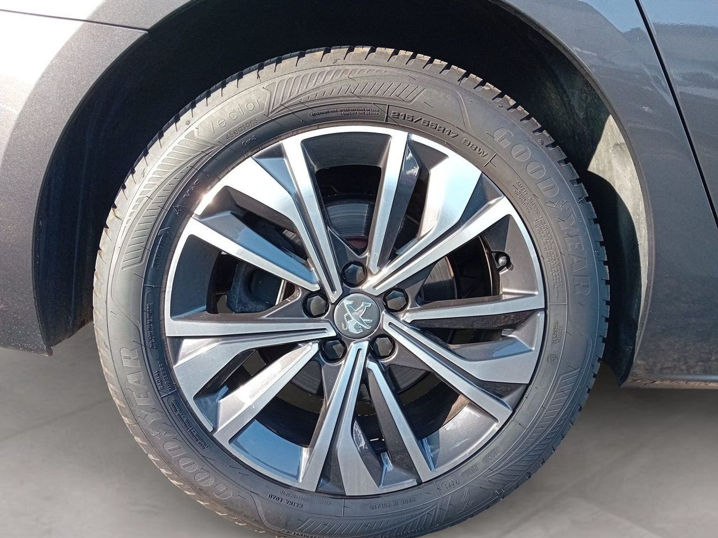 Peugeot 508 SW BlueHDi 130 S&S Allure Pack EAT8 96 kW (130 CV)