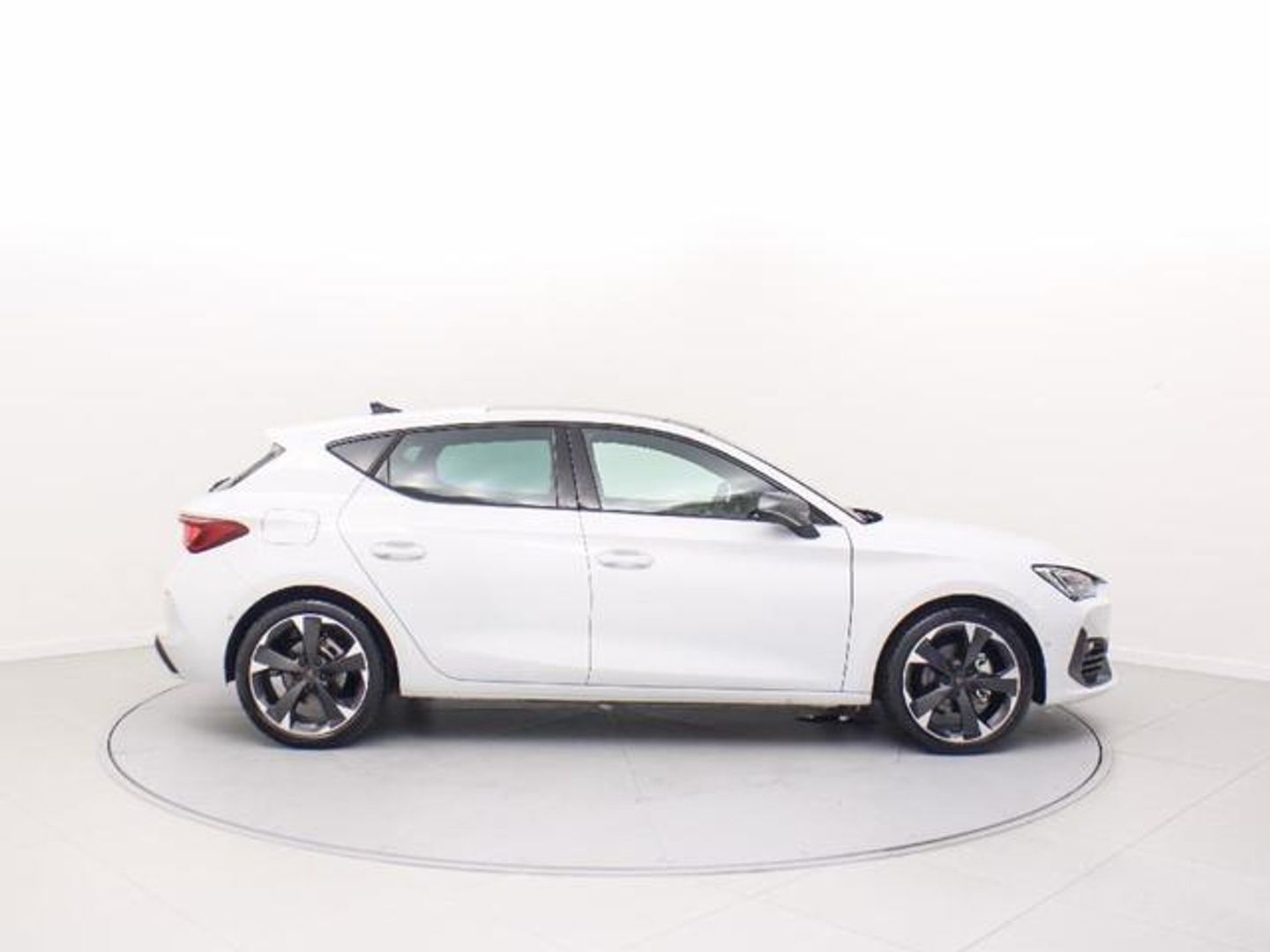 CUPRA León 1.5 eTSI DSG 110 kW (150 CV)