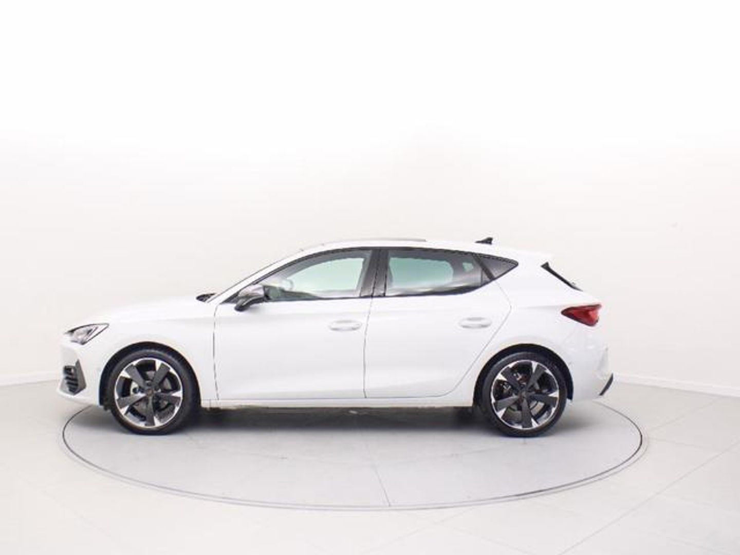 CUPRA León 1.5 eTSI DSG 110 kW (150 CV)