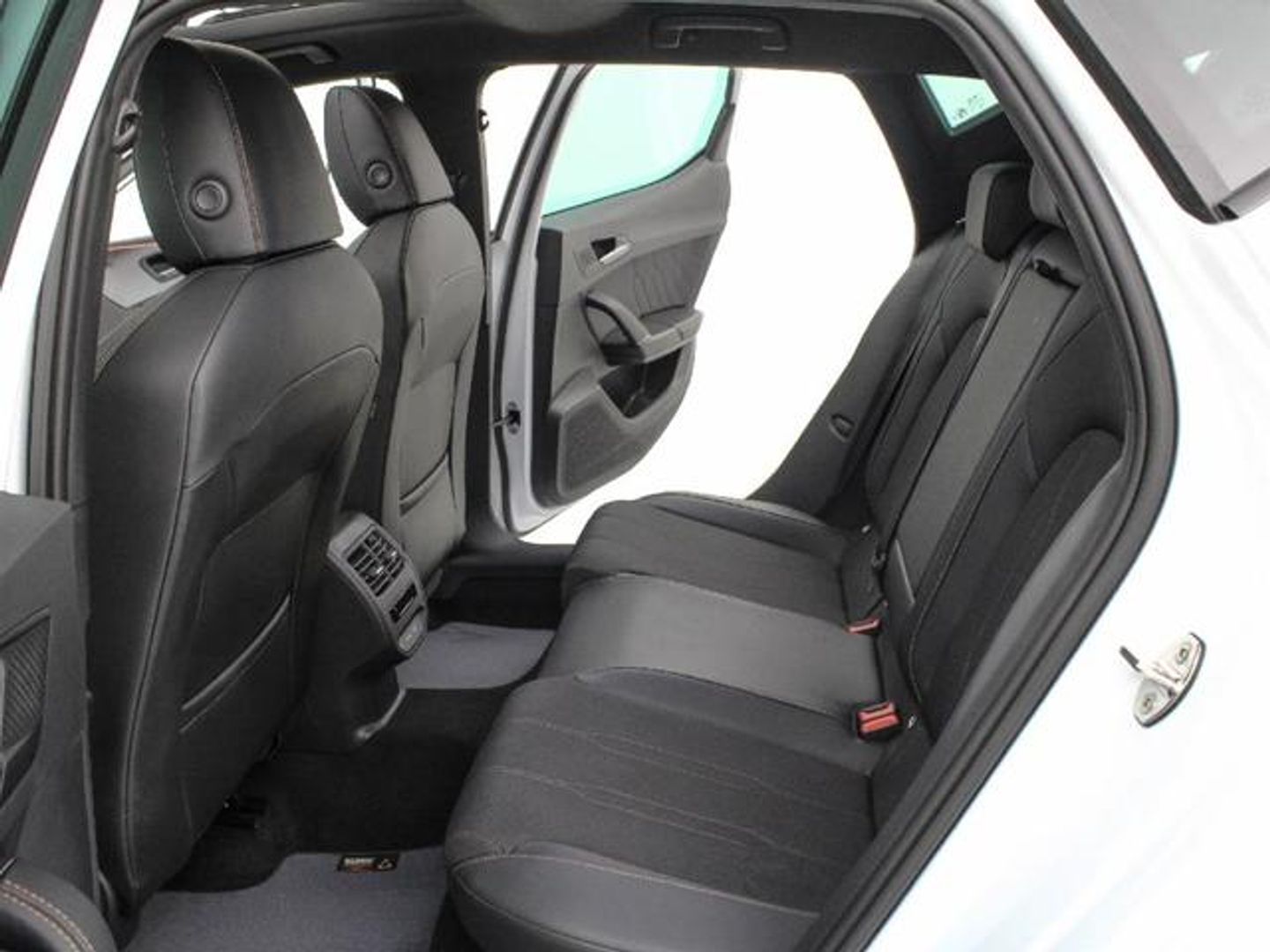 CUPRA León 1.5 eTSI DSG 110 kW (150 CV)