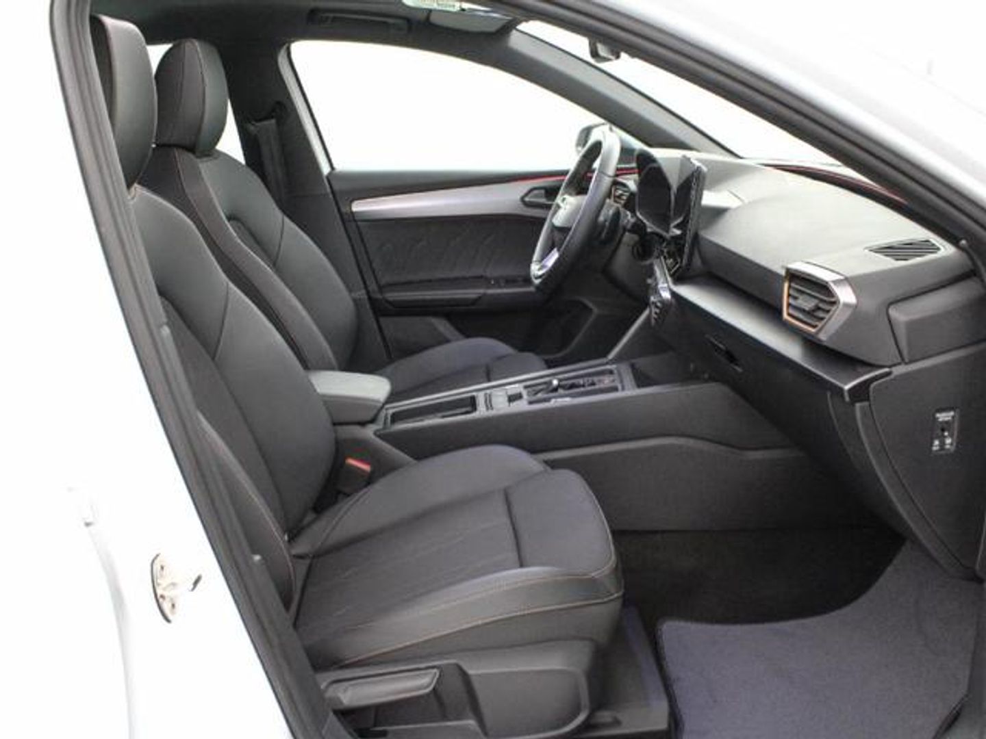 CUPRA León 1.5 eTSI DSG 110 kW (150 CV)