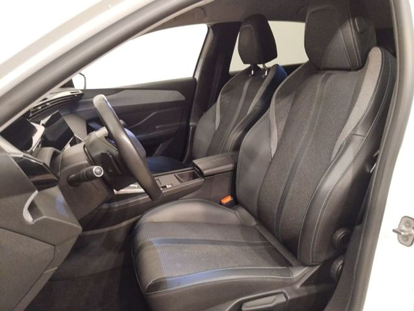 Peugeot 308 PureTech 130 S&S Allure Pack EAT8 96 kW (130 CV)
