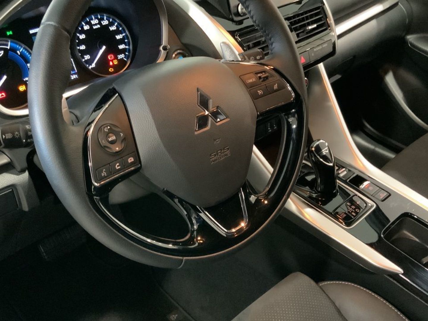 Mitsubishi Eclipse Cross 2.4 PHEV Kaiteki 4WD Auto 138 kW (188 CV)
