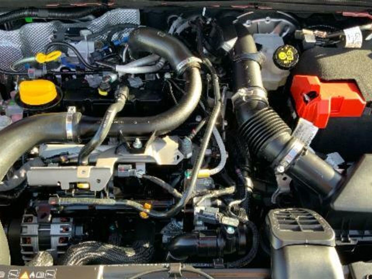 Mitsubishi Colt 100T GLP Motion 74 kW (100 CV)
