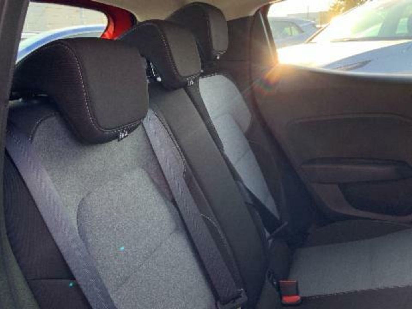 Mitsubishi Colt 100T GLP Motion 74 kW (100 CV)