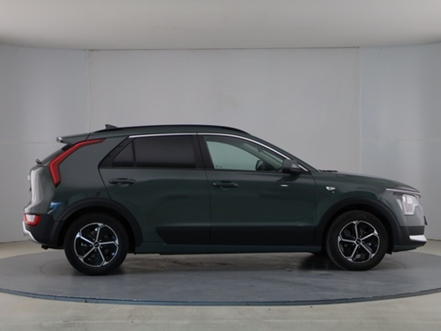 Kia Niro 1.6 GDi HEV Concept 104 kW (141 CV)