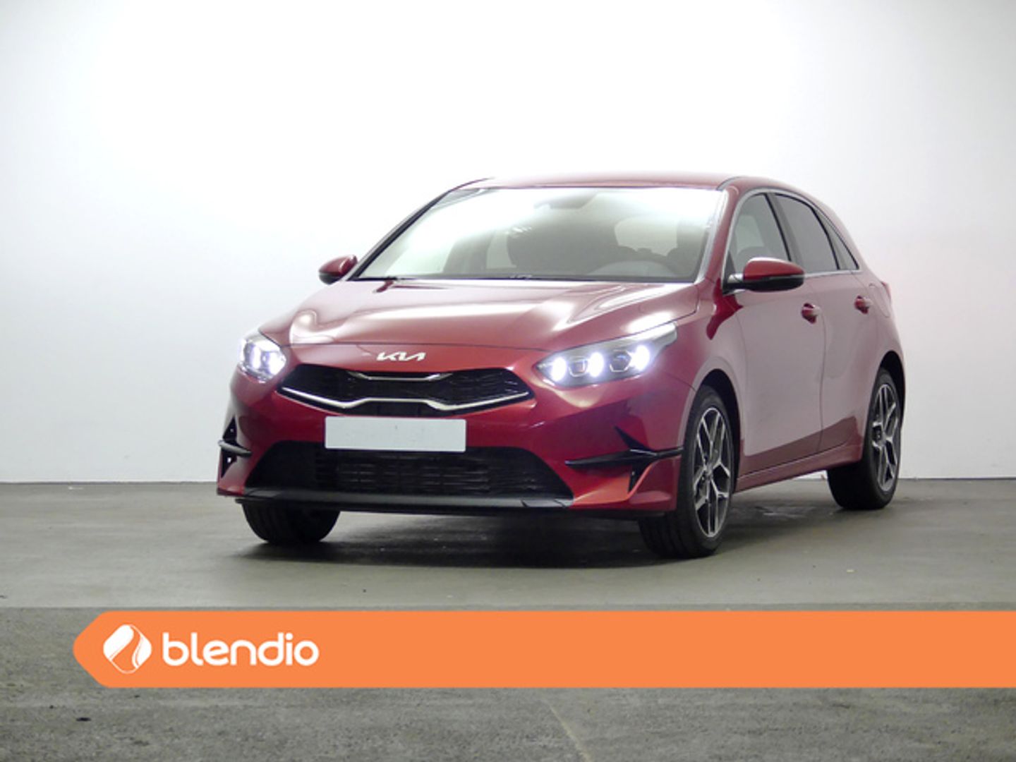 Kia Ceed 1.6 MHEV iMT Tech 100 kW (136 CV) Rojo Compact