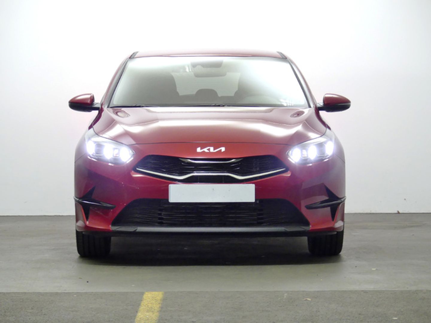 Kia Ceed 1.6 MHEV iMT Tech 100 kW (136 CV)