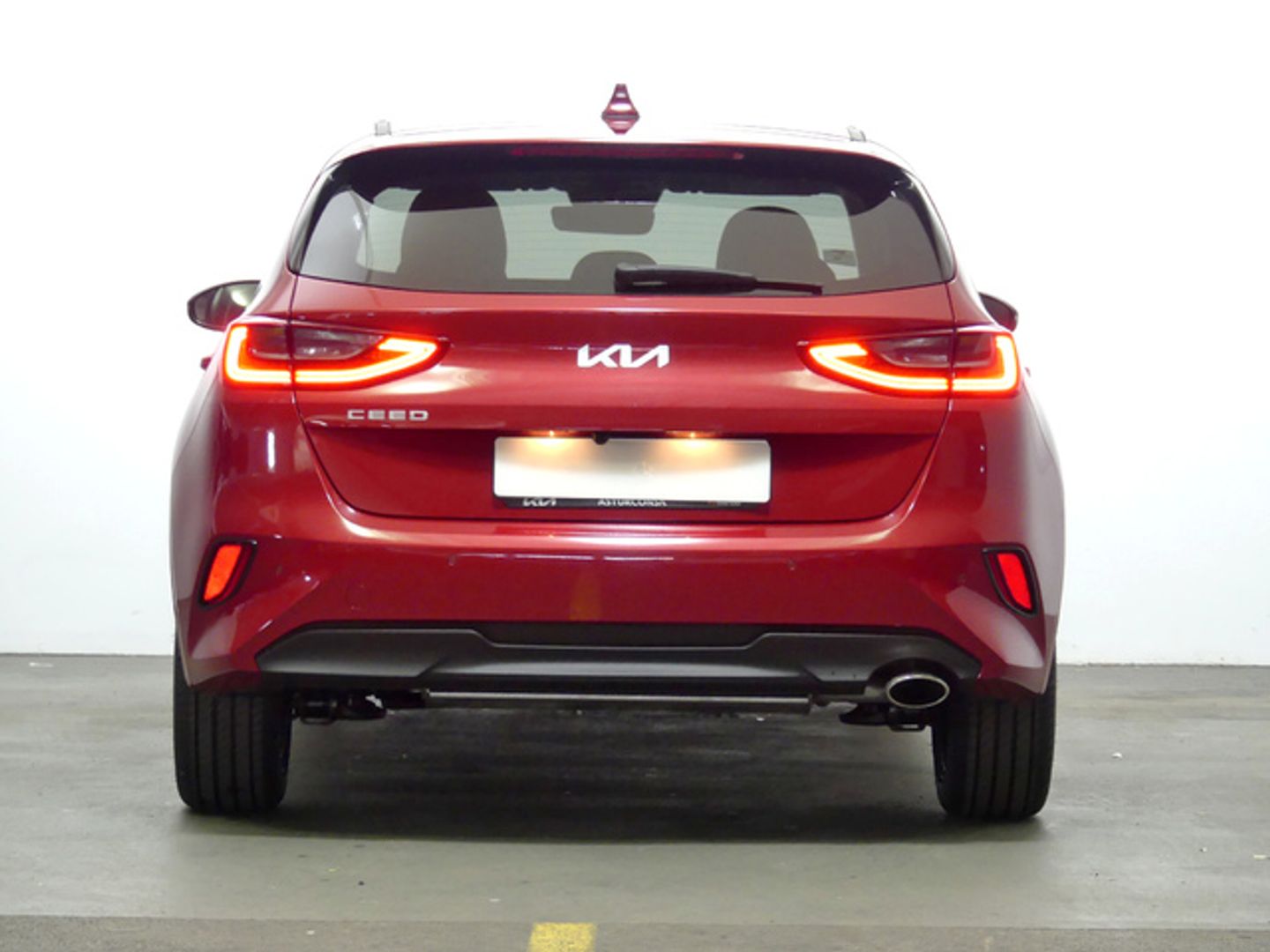 Kia Ceed 1.6 MHEV iMT Tech 100 kW (136 CV)