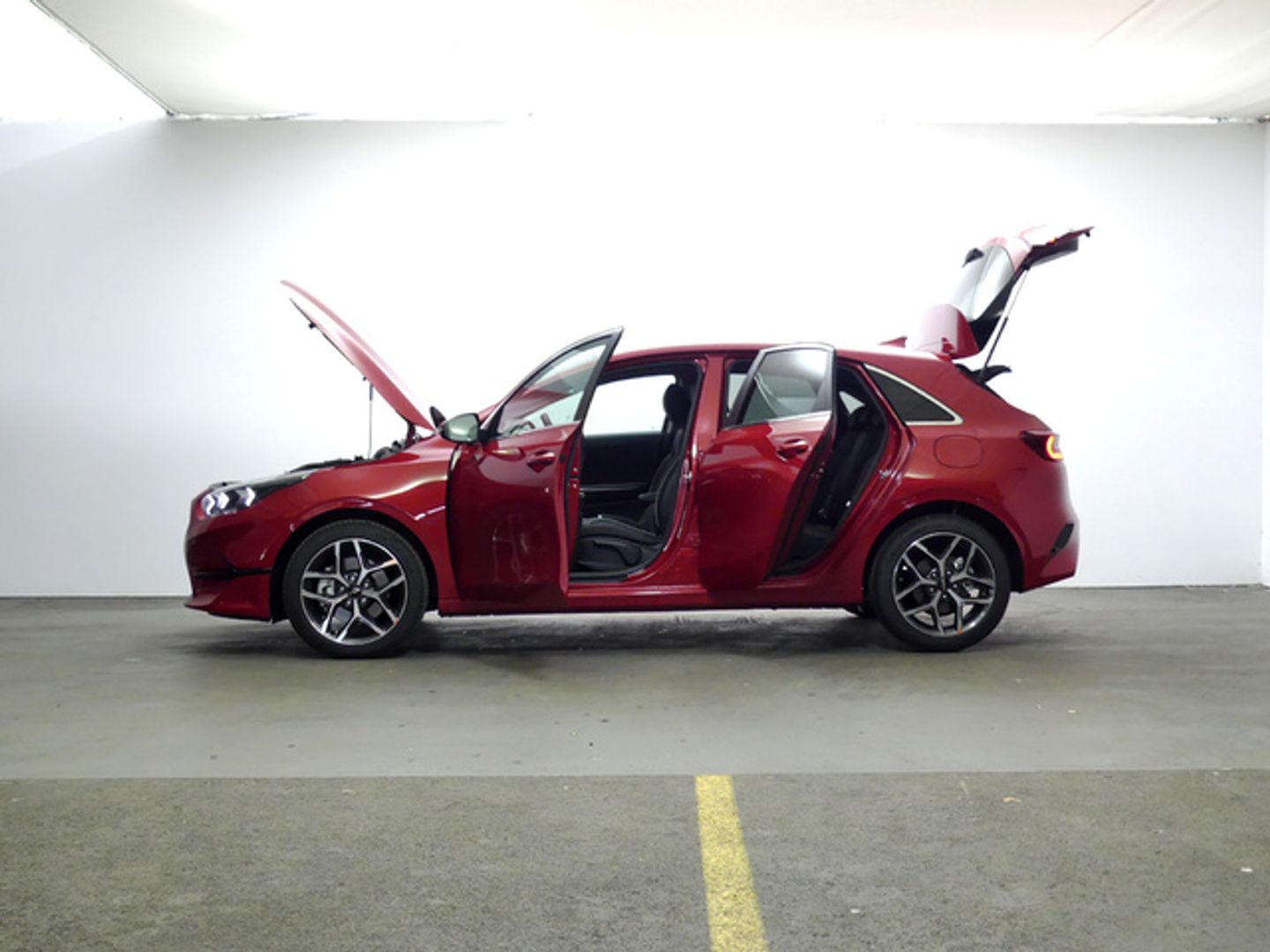 Kia Ceed 1.6 MHEV iMT Tech 100 kW (136 CV)