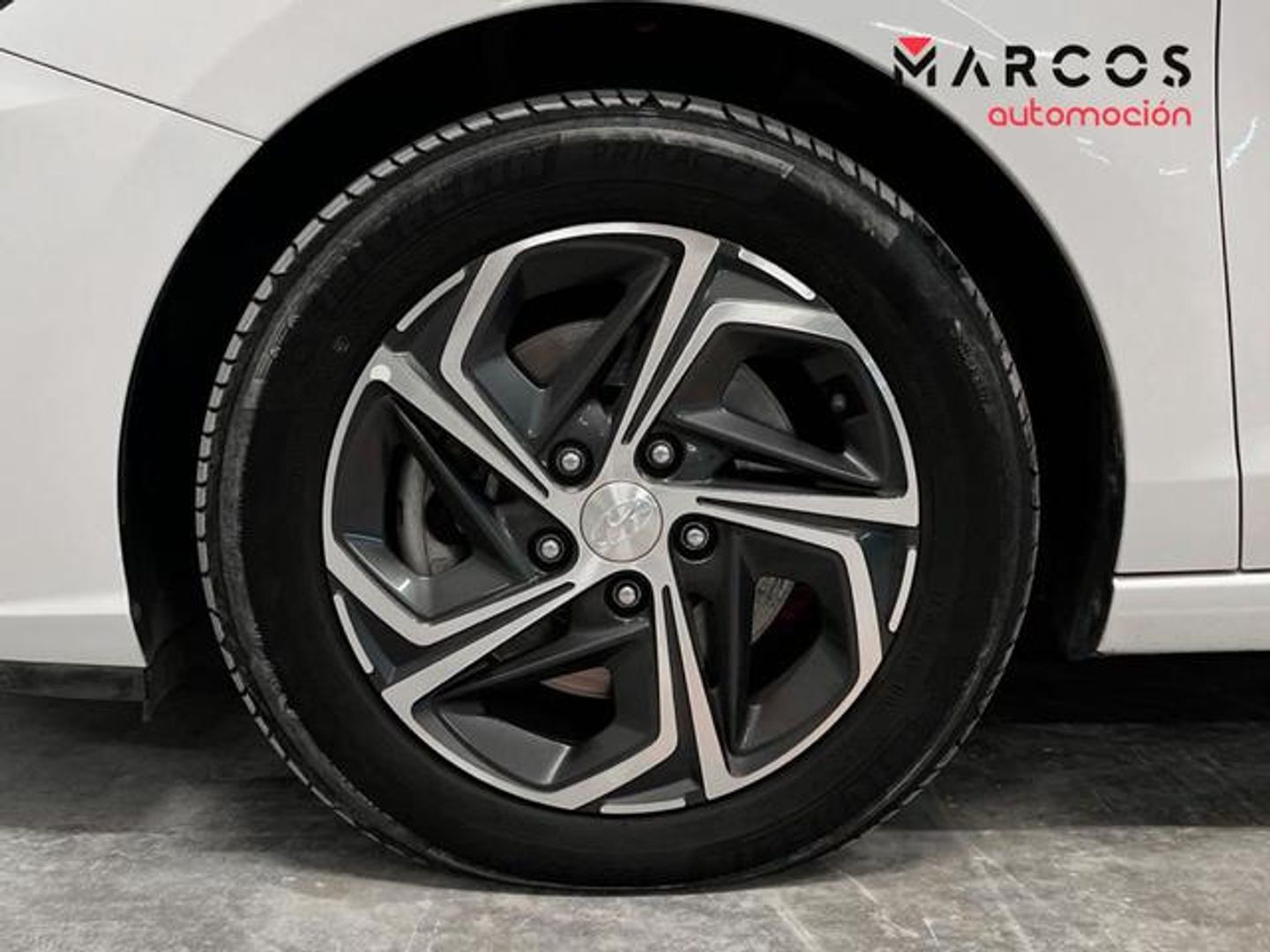 Hyundai i30 1.0 TGDI 48V Tecno 88 kW (120 CV)