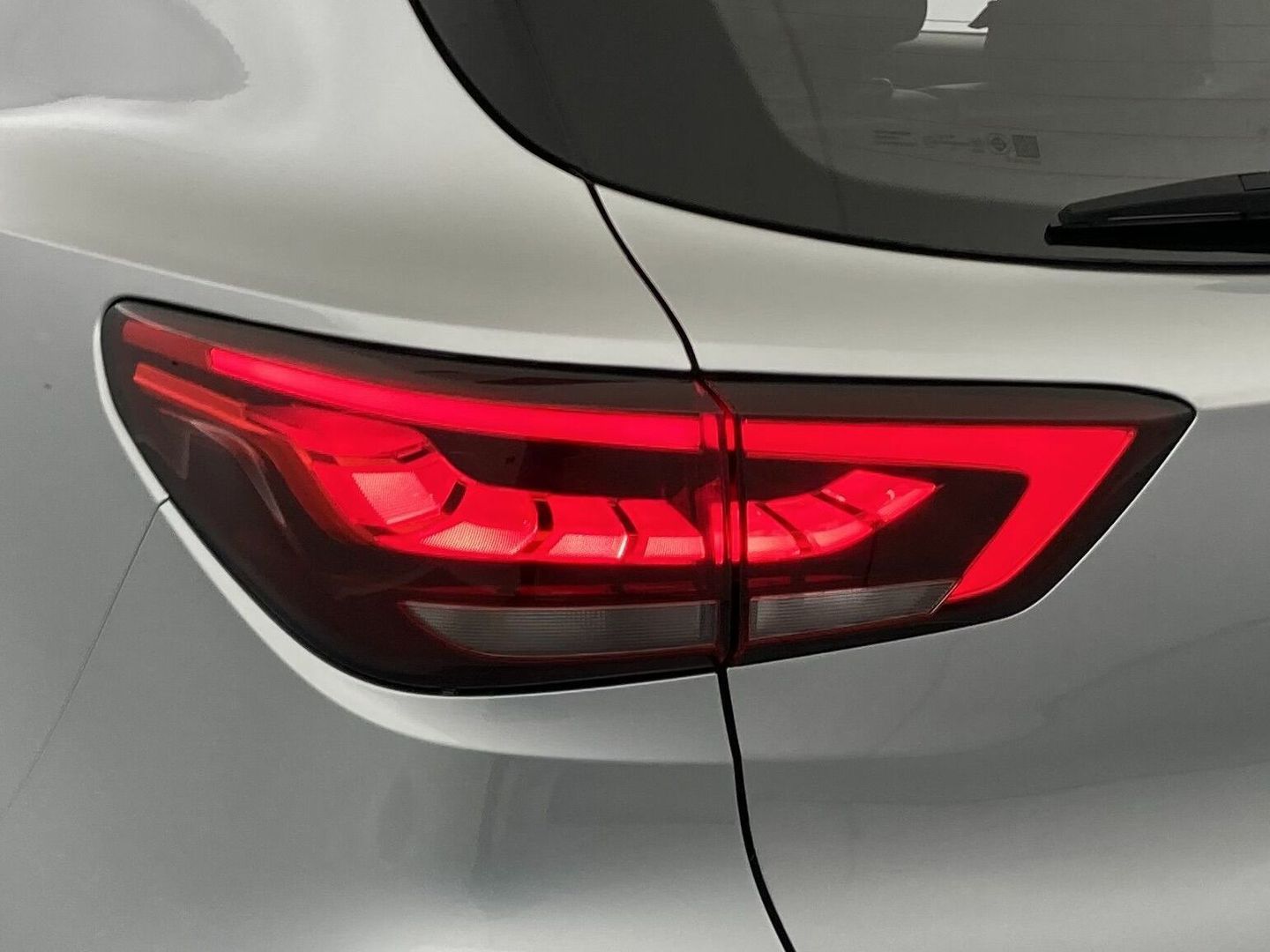 MG ZS 1.0T Luxury Auto 82 kW (111 CV)