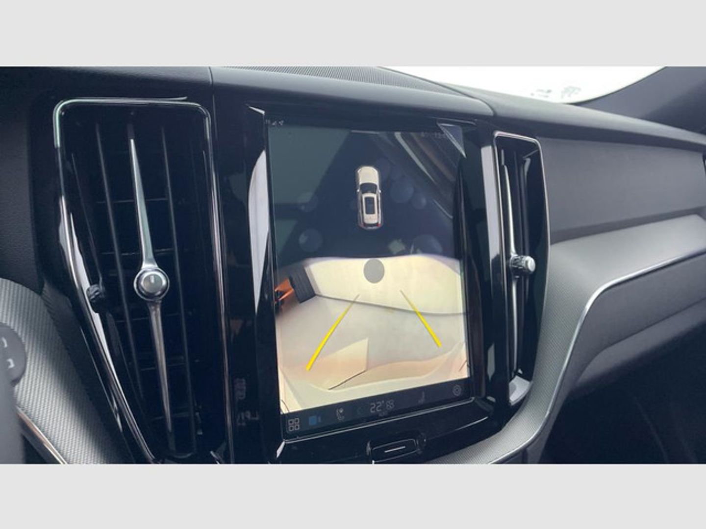 Volvo XC60 B5 G Plus Dark AWD Auto 184 kW (250 CV)
