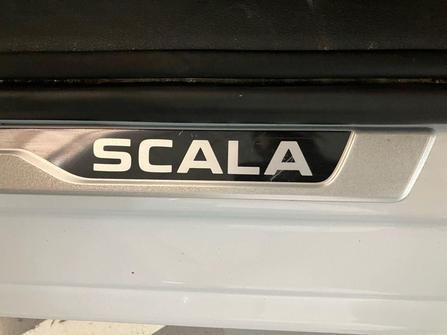 Skoda Scala Design 1.0 TSI DSG 85 kW (115 CV)
