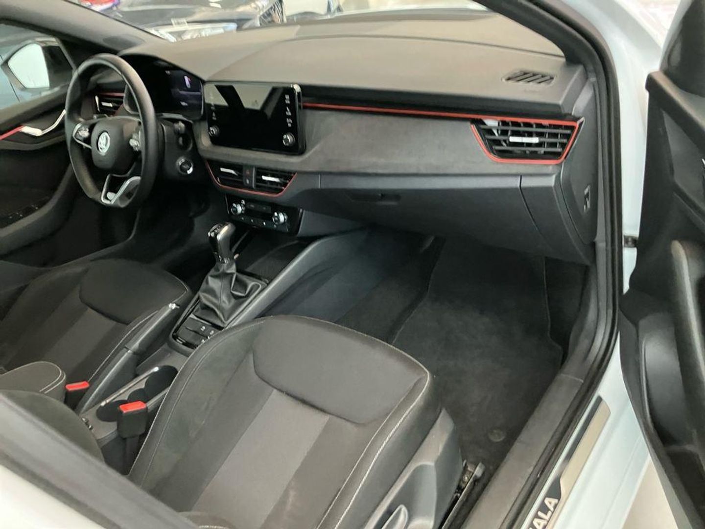 Skoda Scala Design 1.0 TSI DSG 85 kW (115 CV)