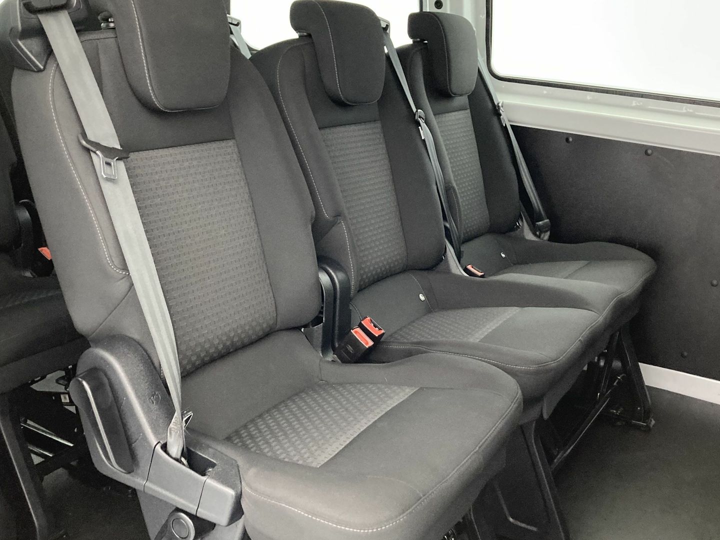 Ford Transit Custom Furgon 2.0 TDCI 320 L1 Trend Auto 96 kW (130 CV)