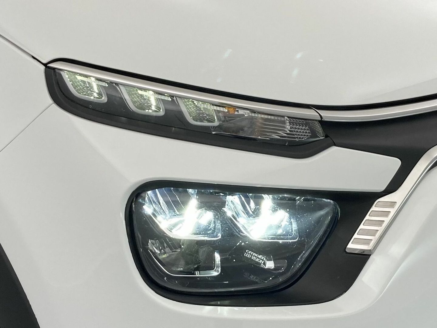 Citroen C3 PureTech 82 Shine 61 kW (83 CV)