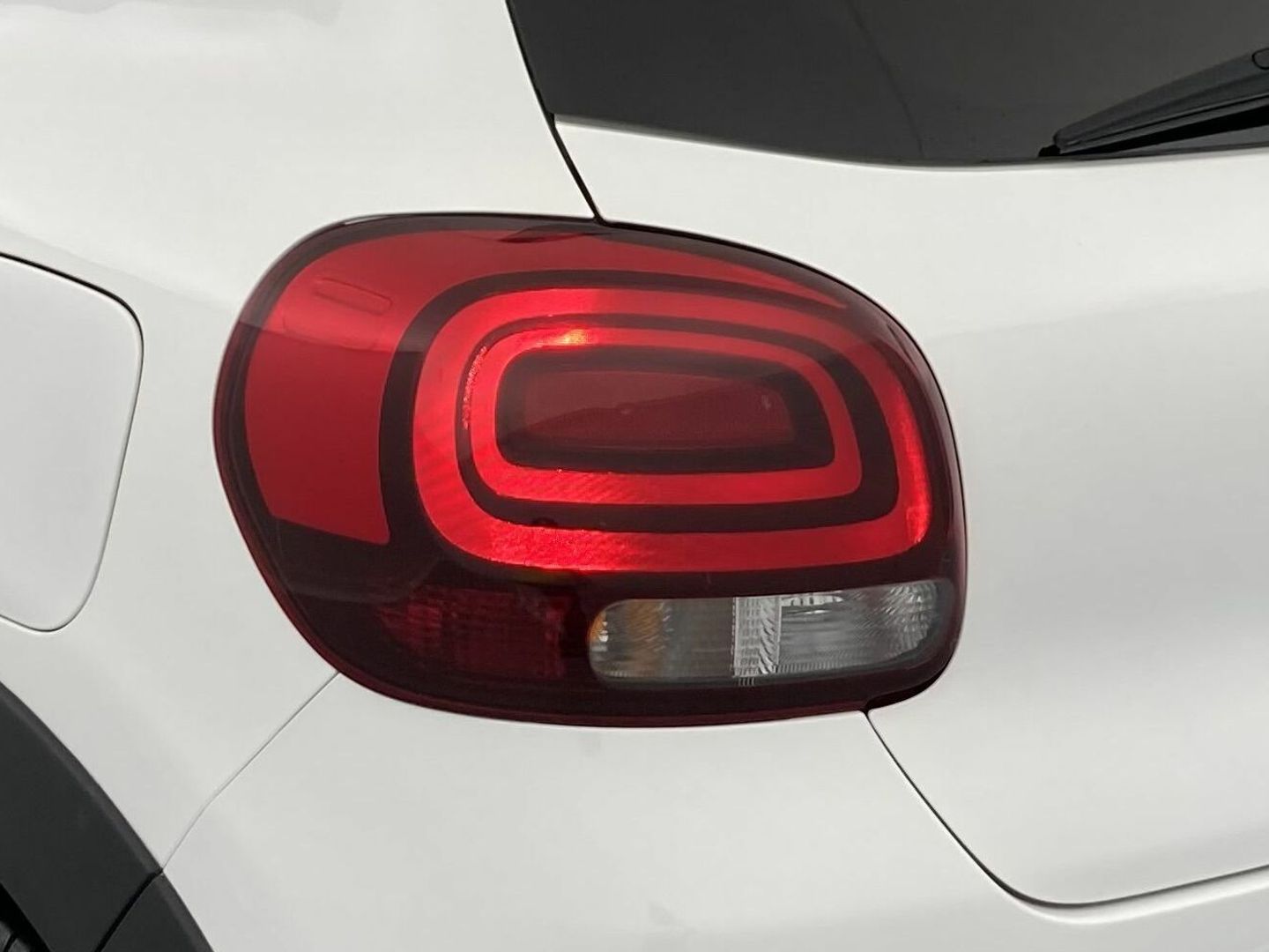 Citroen C3 PureTech 82 Shine 61 kW (83 CV)
