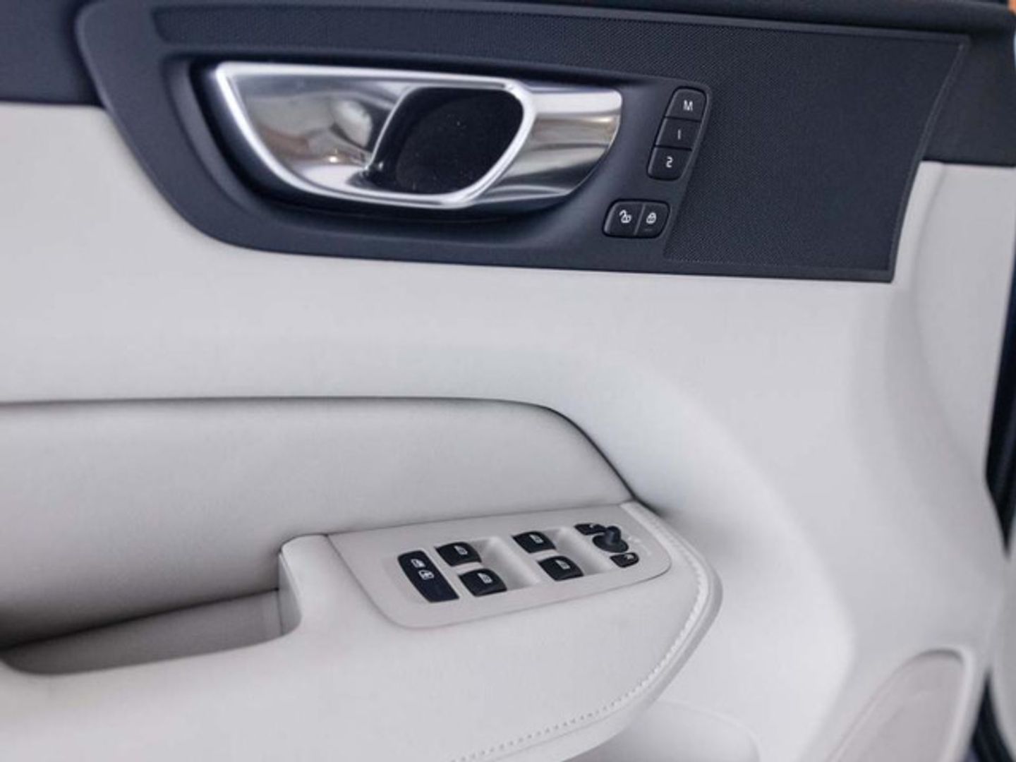 Volvo XC60 T6 Recharge Plus Bright AWD Auto 257 kW (350 CV)