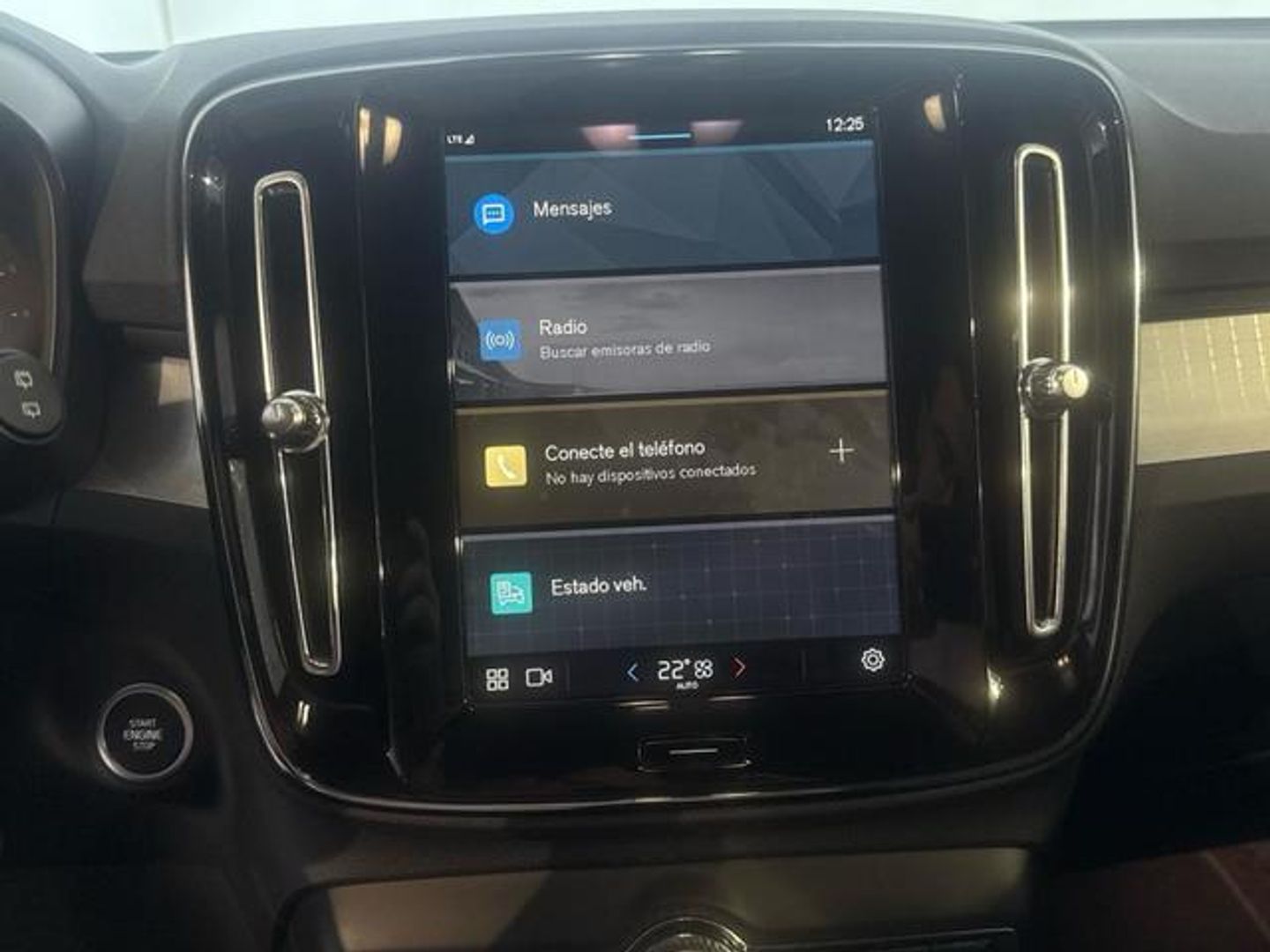 Volvo XC40 B3 G Core Auto 120 kW (163 CV)