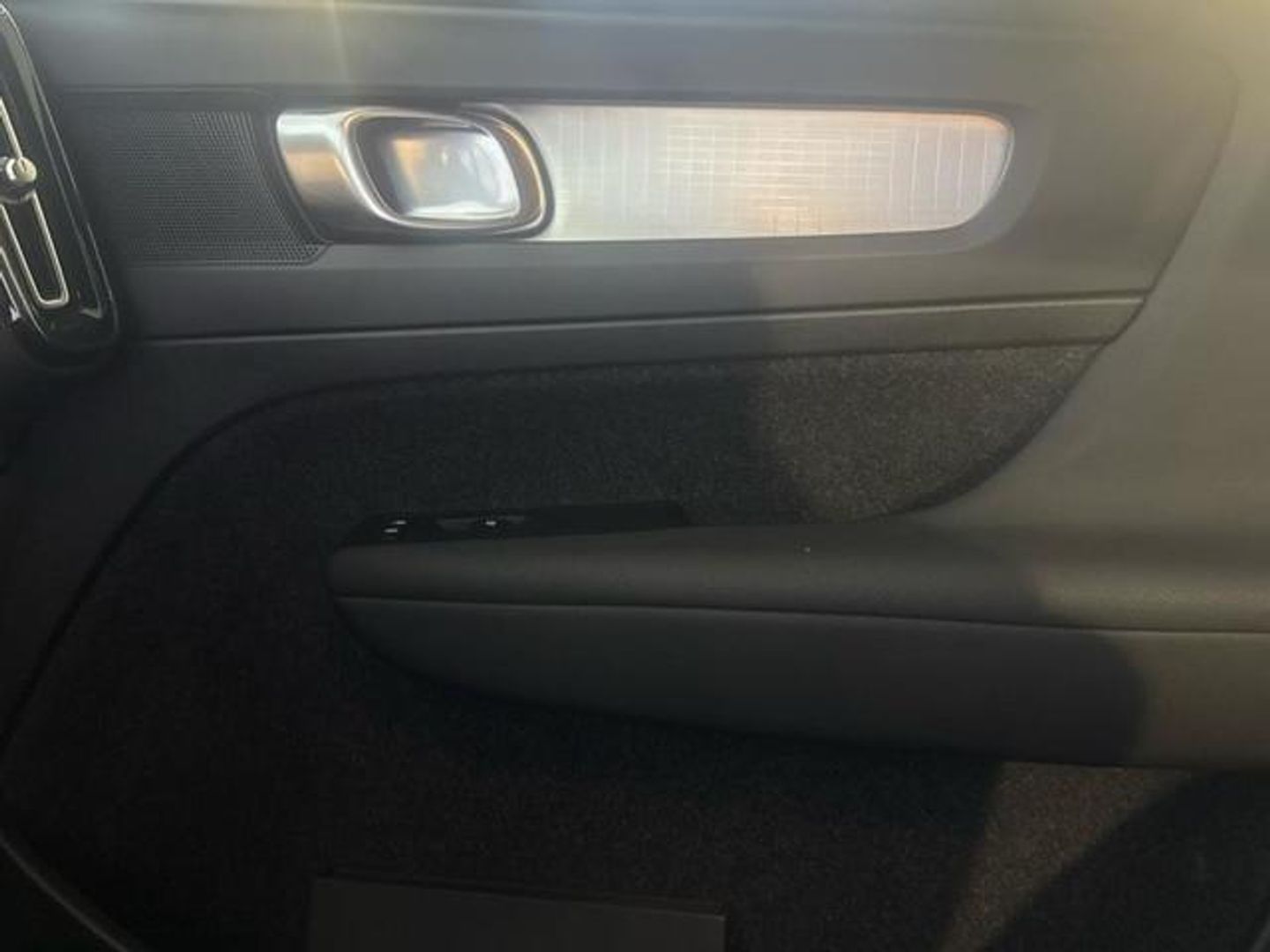 Volvo XC40 B3 G Core Auto 120 kW (163 CV)