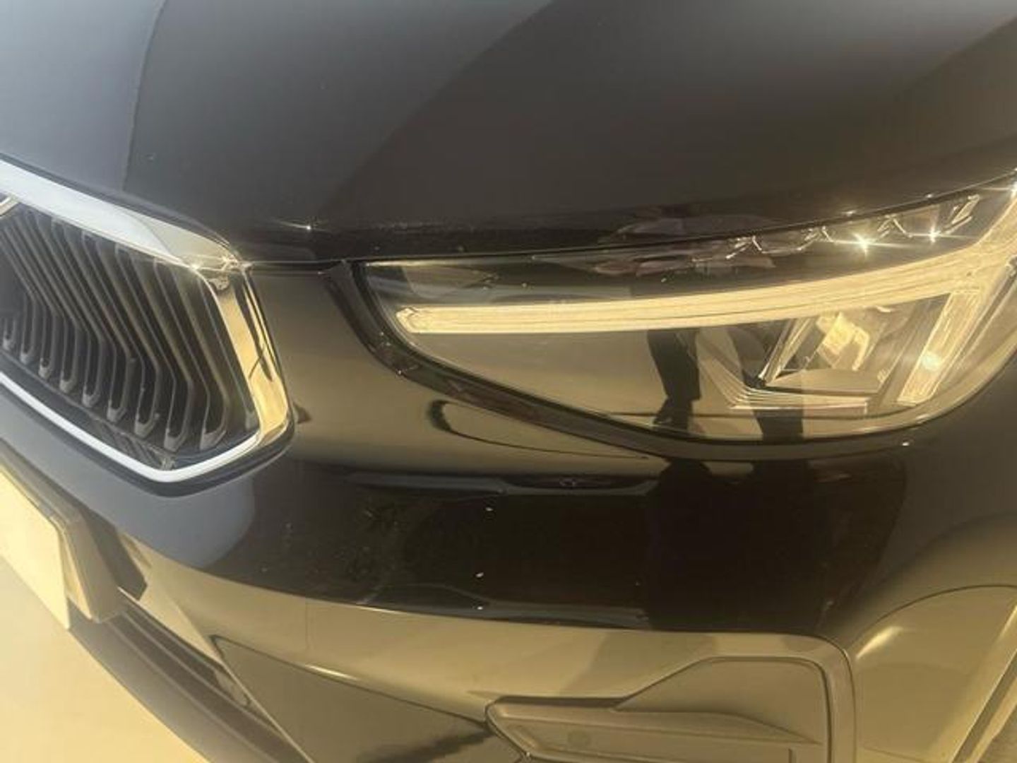 Volvo XC40 B3 G Core Auto 120 kW (163 CV)