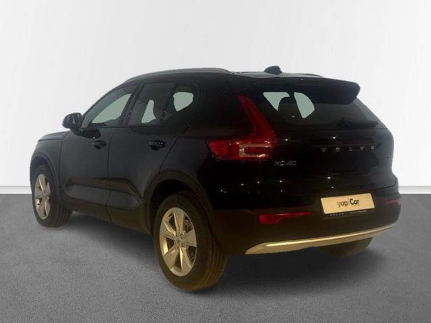 Volvo XC40 B3 G Core Auto 120 kW (163 CV)