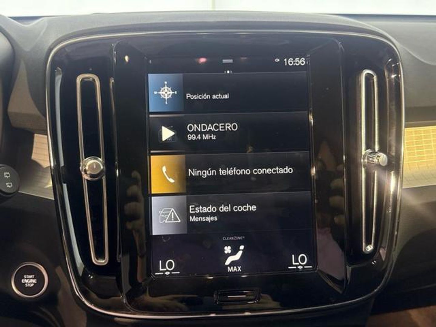 Volvo XC40 B3 G Momentum Pro Auto 120 kW (163 CV)