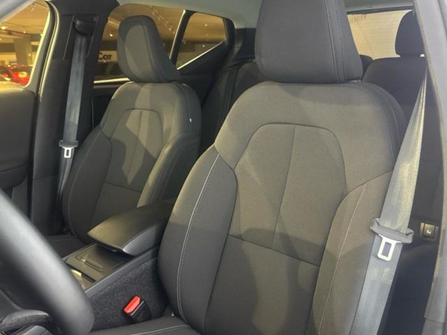 Volvo XC40 B3 G Momentum Pro Auto 120 kW (163 CV)