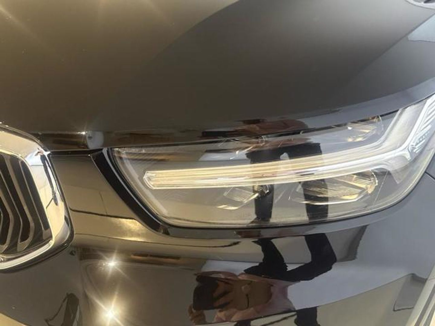 Volvo XC40 B3 G Momentum Pro Auto 120 kW (163 CV)