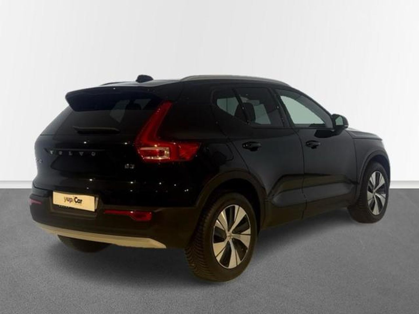 Volvo XC40 B3 G Momentum Pro Auto 120 kW (163 CV)