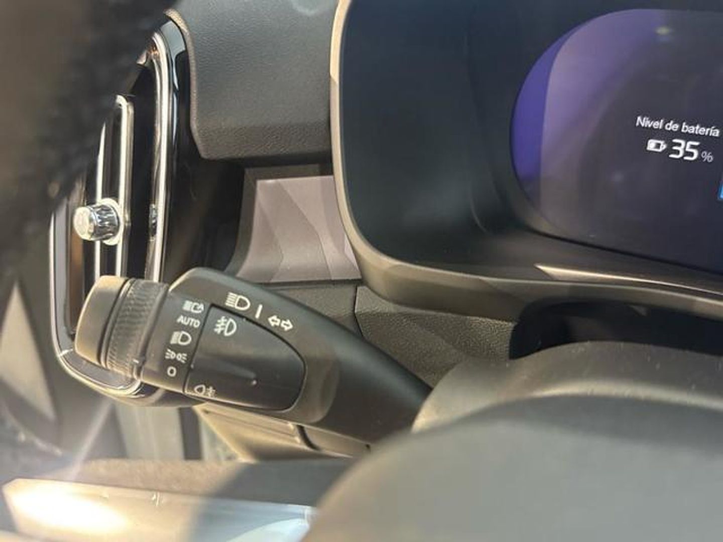 Volvo XC40 Recharge Plus Auto 170 kW (231 CV)