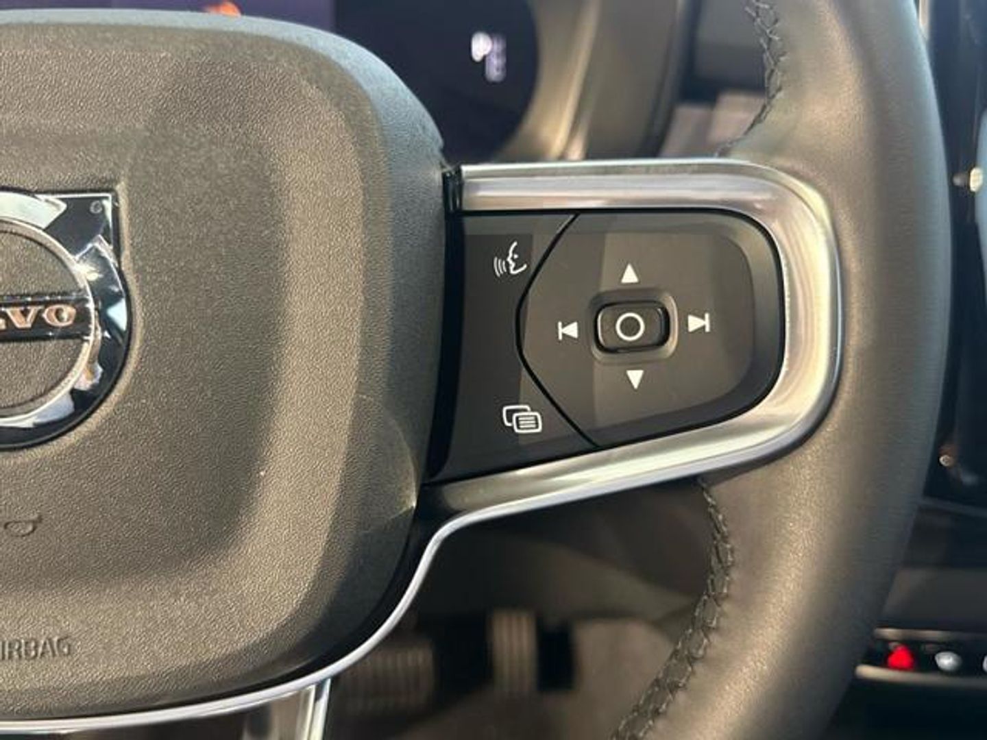 Volvo XC40 Recharge Plus Auto 170 kW (231 CV)